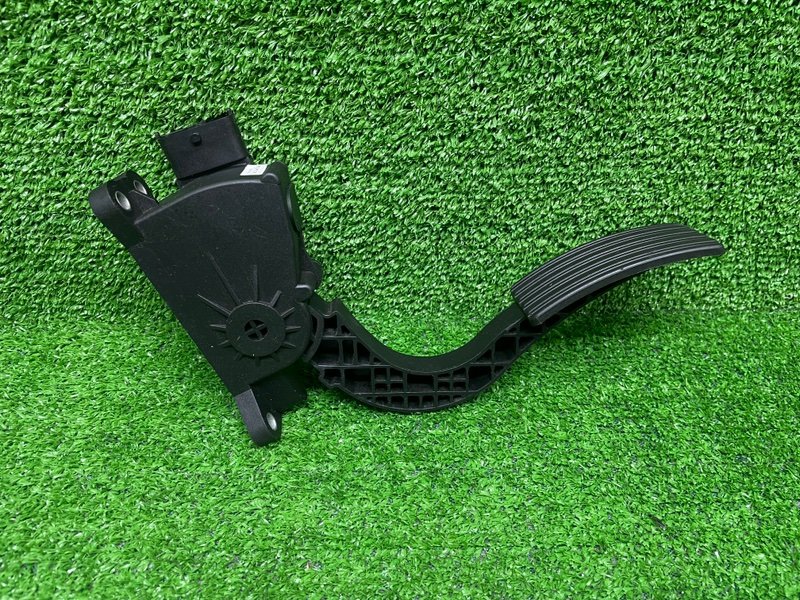 Педаль газа, 1150 рублей, Москва