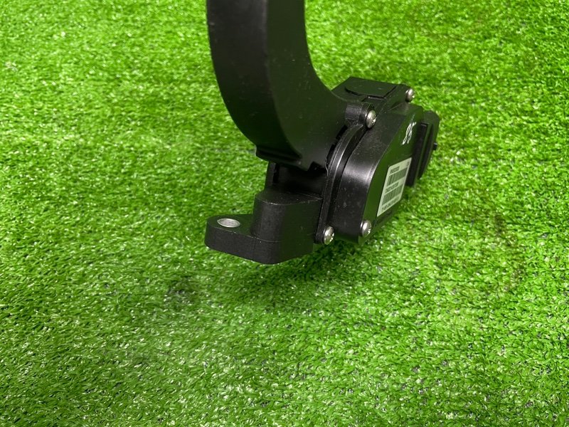 Педаль газа, 1150 рублей, Москва