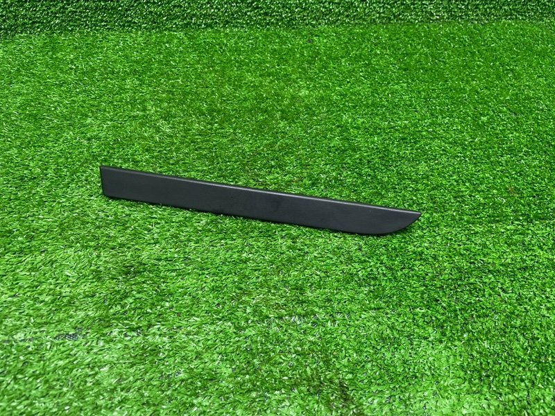 Молдинг стекла, 1000 рублей, Москва