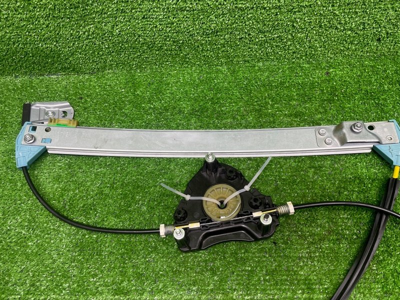 Стеклоподъемник передний, 1600 рублей, Москва