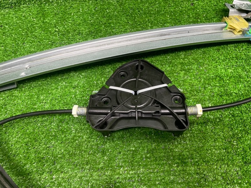 Стеклоподъемник передний, 1600 рублей, Москва