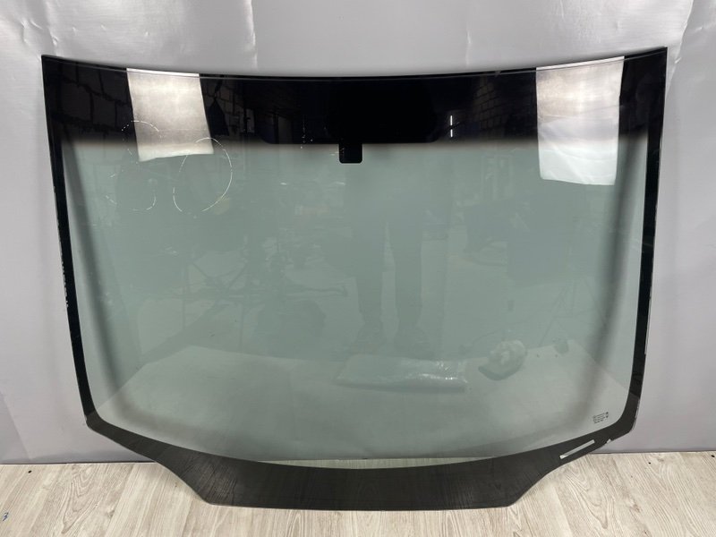 Стекло лобовое, Москва