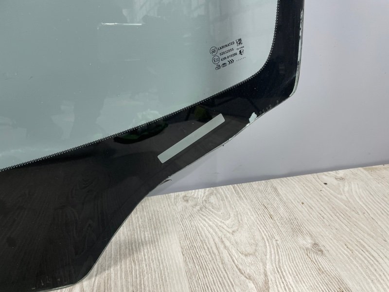 Стекло лобовое, Москва