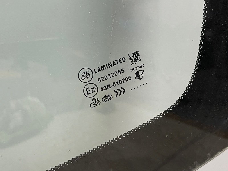 Стекло лобовое, Москва