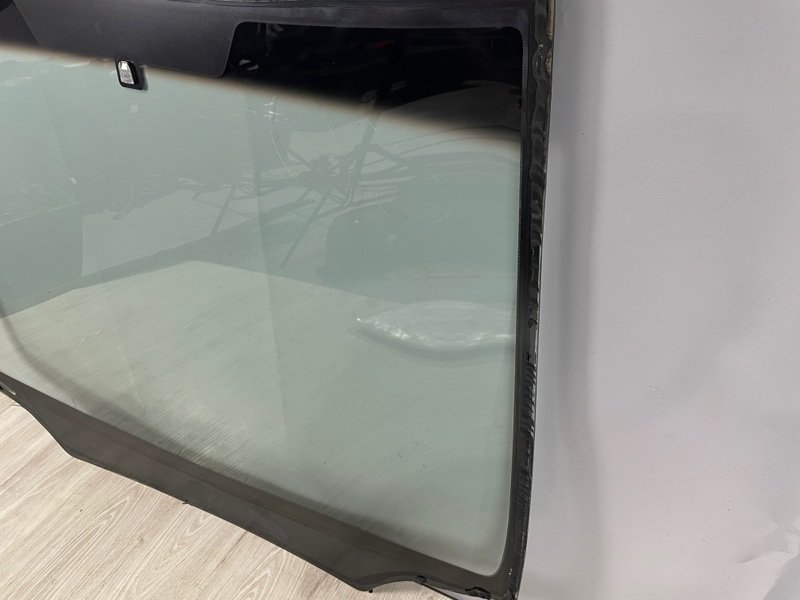 Стекло лобовое, Москва