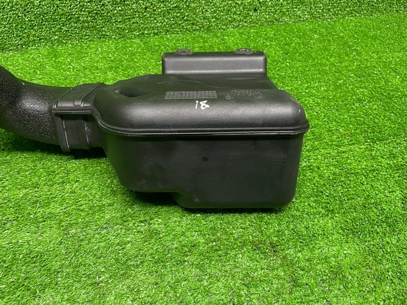 Воздухозаборник, 1000 рублей, Москва