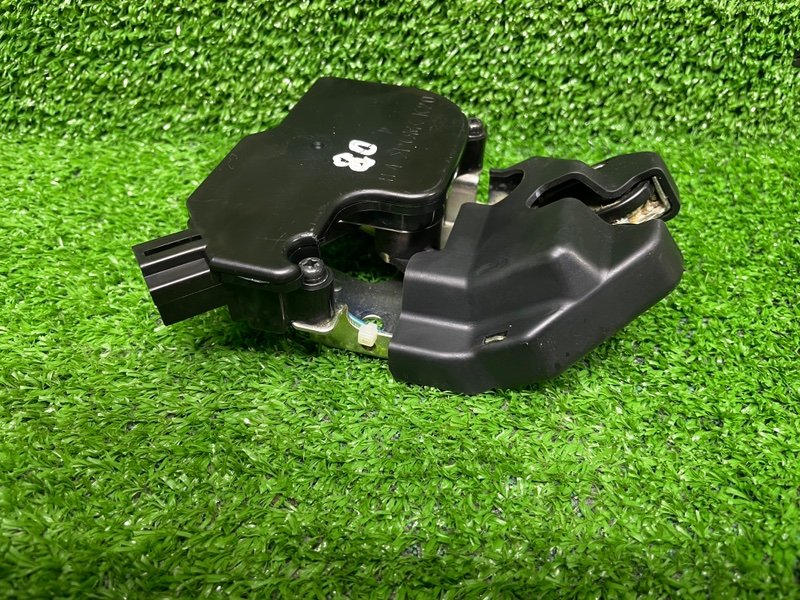 Замок багажника, 2000 рублей, Москва