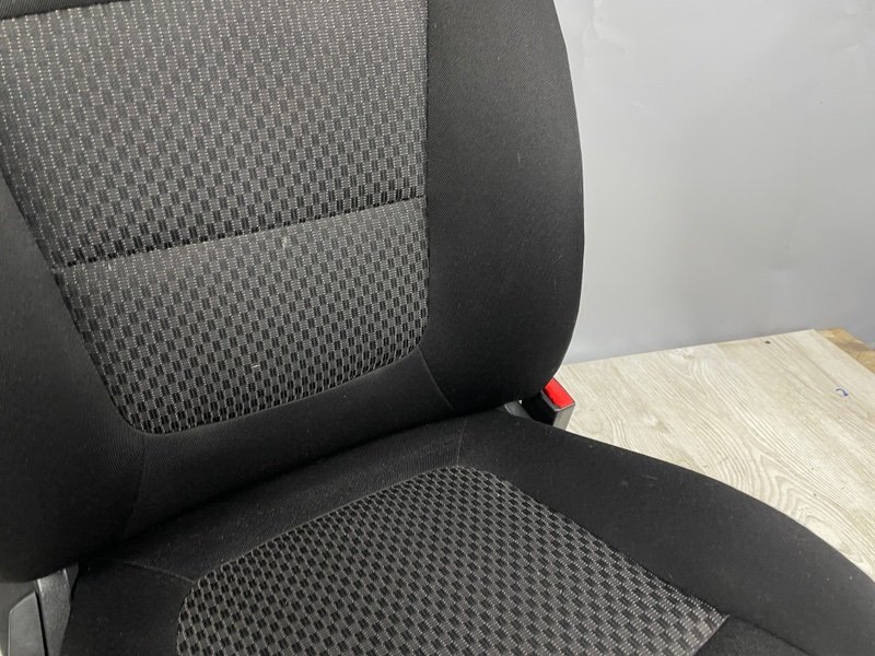 Сиденье переднее правое, 7000 рублей, Москва