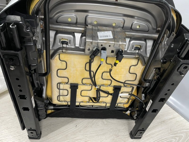 Сиденье переднее правое, 7000 рублей, Москва