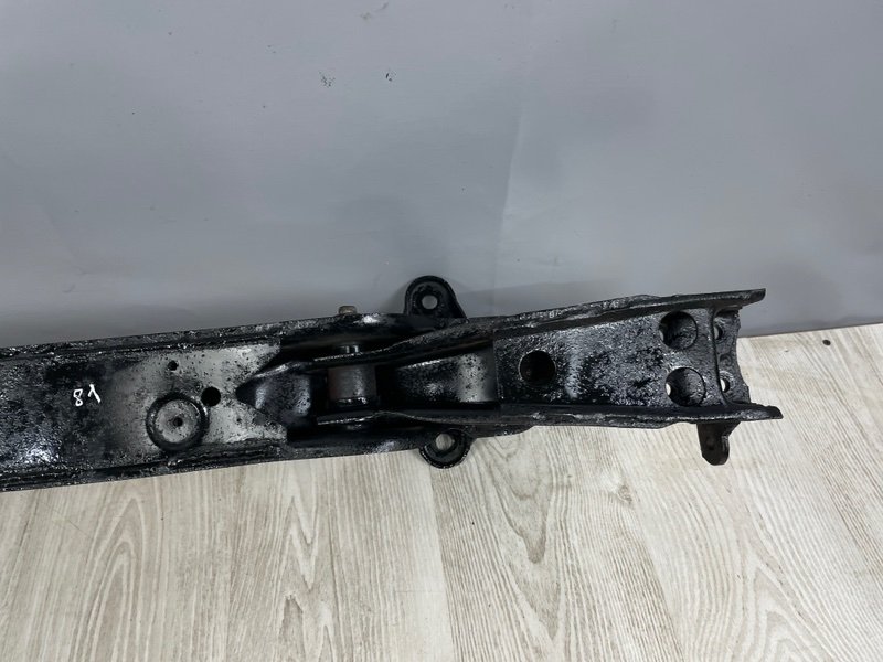 Балка поперечная, 2000 рублей, Москва