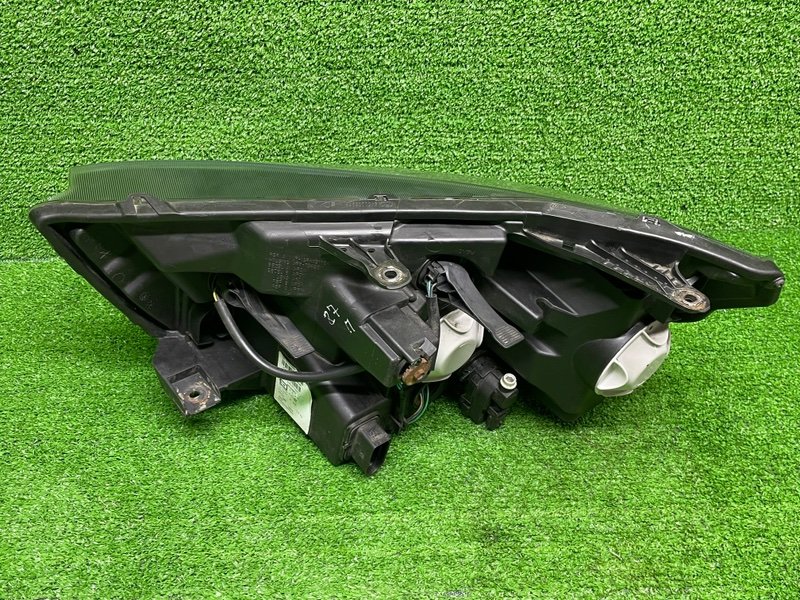 Фара правая, 13000 рублей, Москва