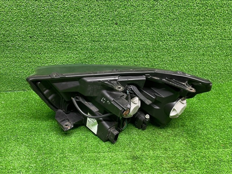 Фара правая, 13000 рублей, Москва