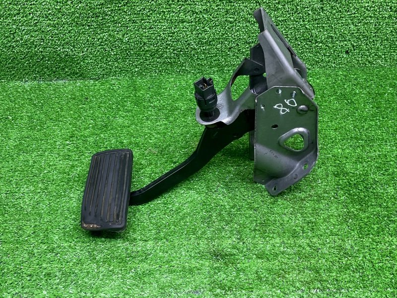 Педаль тормоза, 900 рублей, Москва