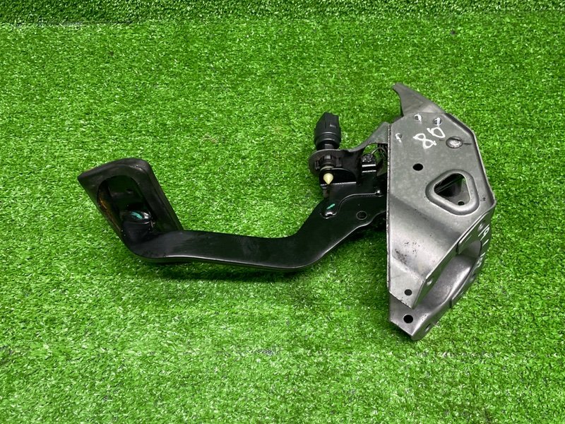 Педаль тормоза, 900 рублей, Москва