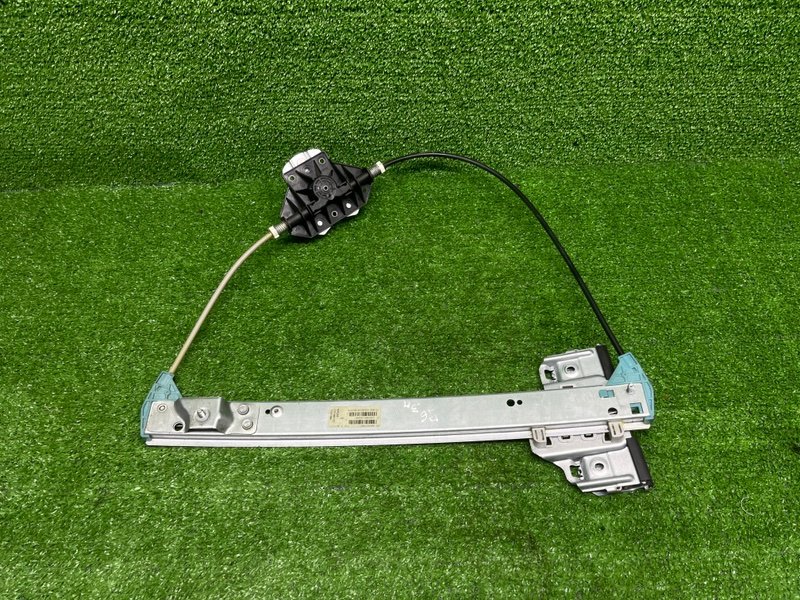 Стеклоподъемник задний, 1000 рублей, Москва