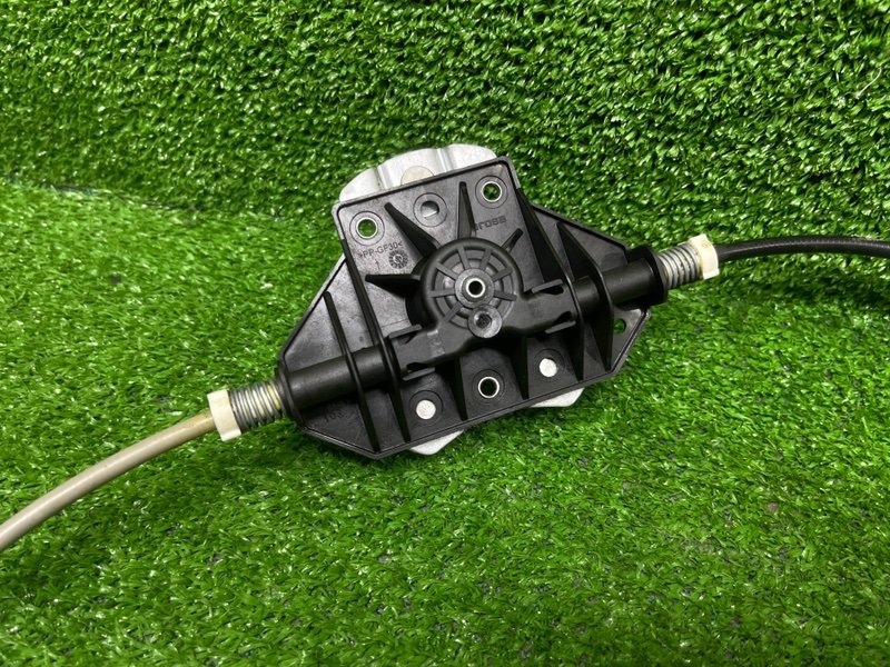 Стеклоподъемник задний, 1000 рублей, Москва