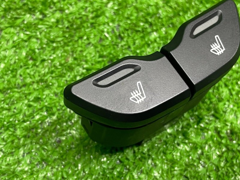 Кнопка обогрева сидений, 650 рублей, Москва