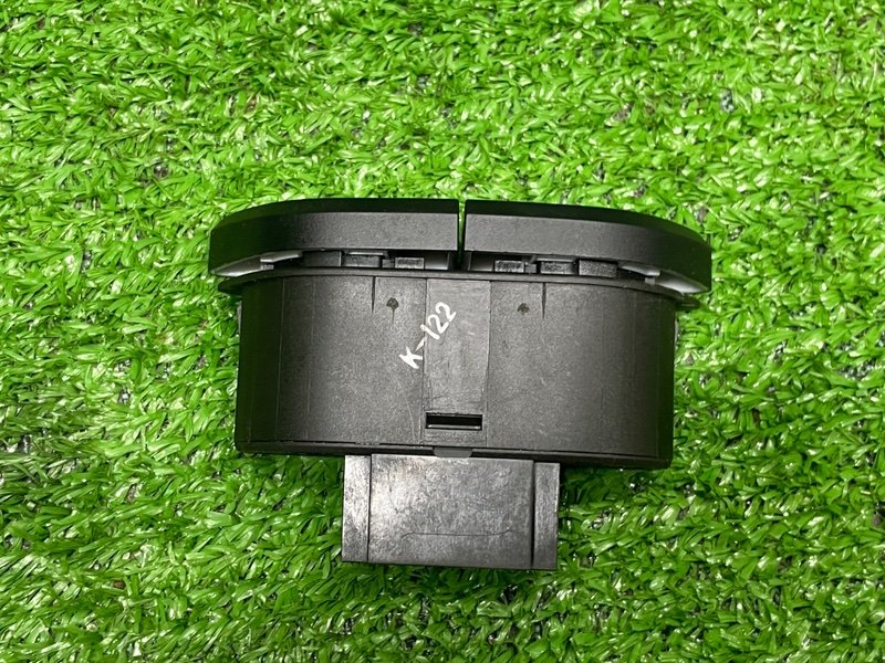 Кнопка обогрева сидений, 650 рублей, Москва