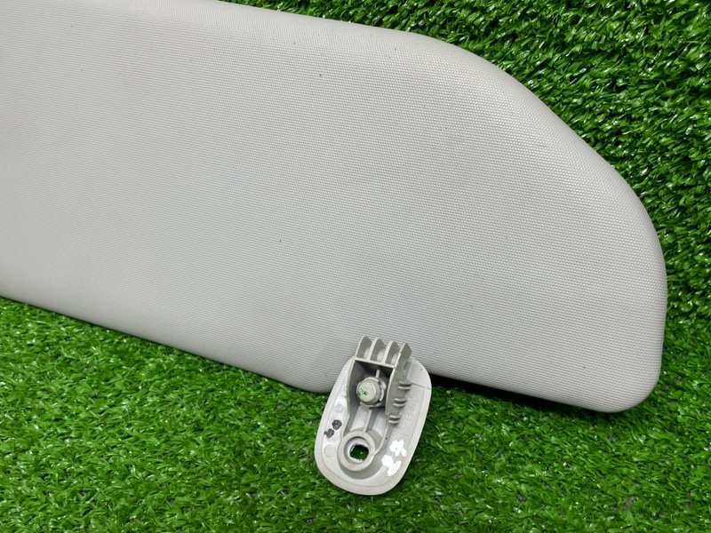 Козырек солнцезащитный, 1000 рублей, Москва