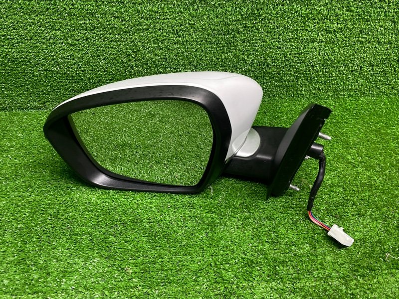 Зеркало левое, 18000 рублей, Москва