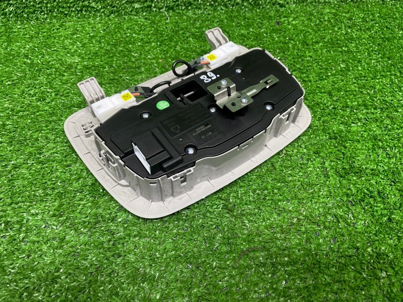 Плафон салонный, 2500 рублей, Москва