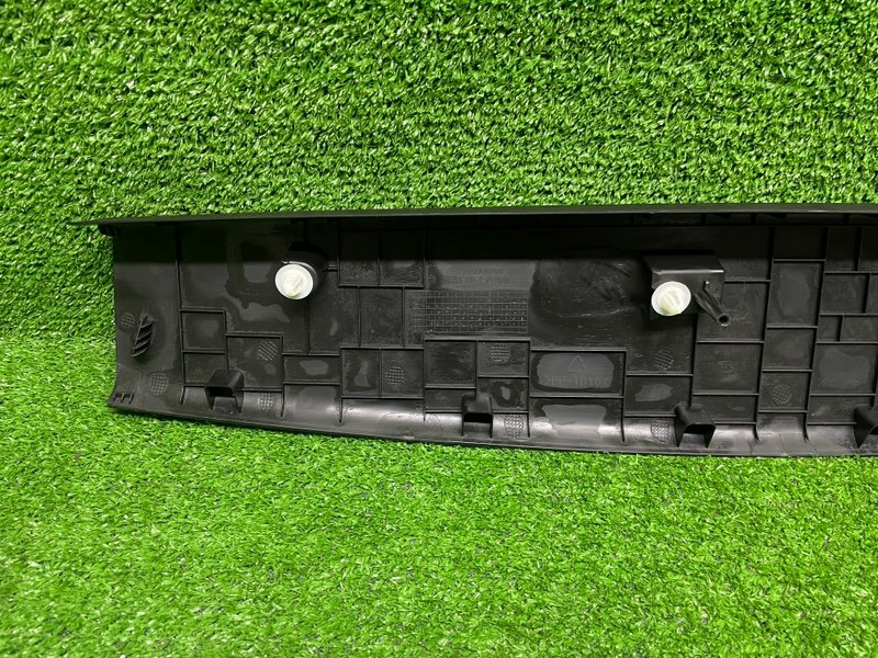 Обшивка двери багажника, 800 рублей, Москва