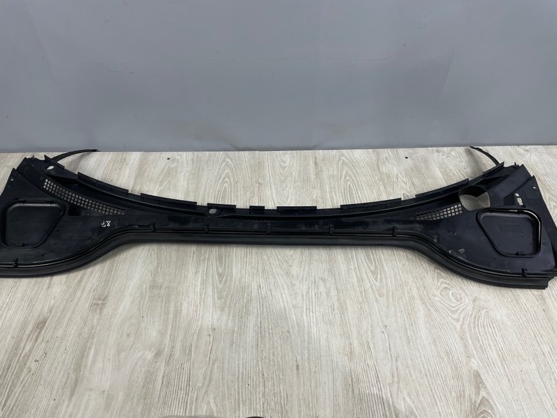 Планка под лобовое стекло, 3000 рублей, Москва