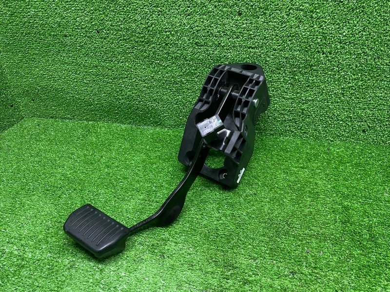 Педаль тормоза, 1500 рублей, Москва