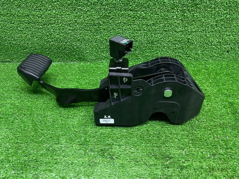 Педаль тормоза, 1500 рублей, Москва