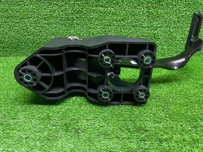 Педаль тормоза, 1500 рублей, Москва