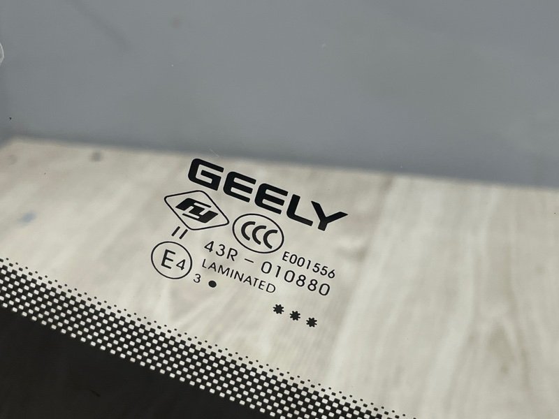 Стекло лобовое, 15000 рублей, Москва