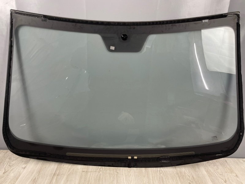 Стекло лобовое, 15000 рублей, Москва