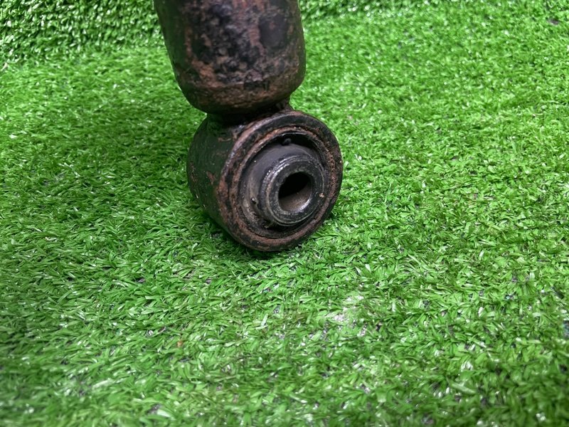 Амортизатор задний, 1500 рублей, Москва