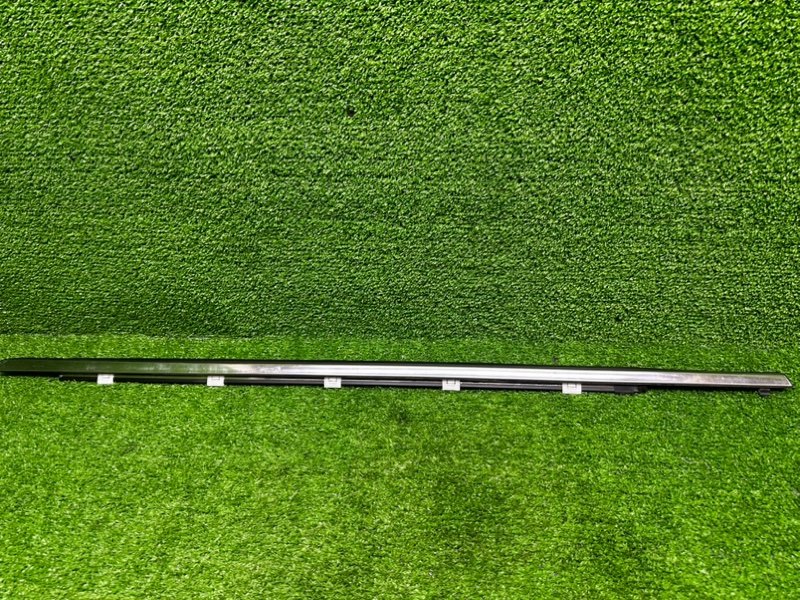 Молдинг стекла, 1500 рублей, Москва