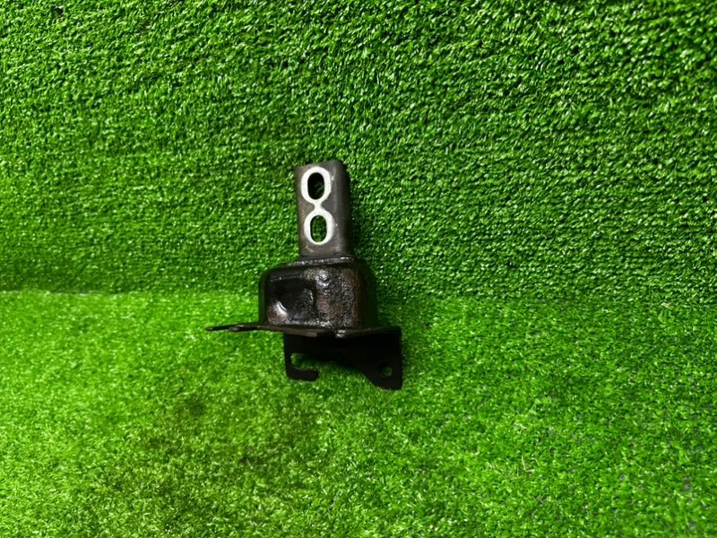 Опора двигателя, 1050 рублей, Москва