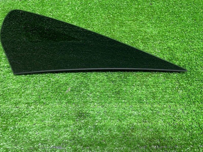 Стекло глухое зад. правое, 1500 рублей, Москва