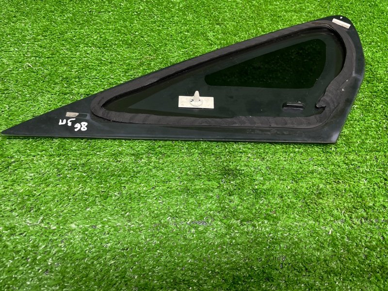 Стекло глухое зад. правое, 1500 рублей, Москва