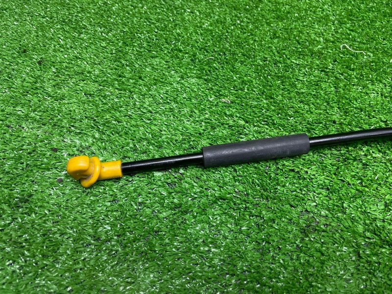 Упор капота, 1000 рублей, Москва