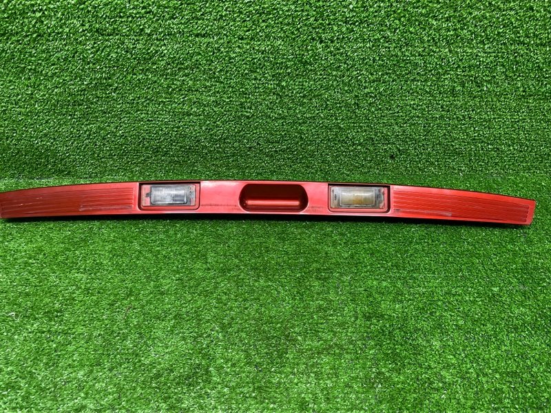 Накладка крышки багажника, 2500 рублей, Москва