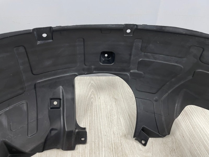 Подкрылок, 3500 рублей, Москва