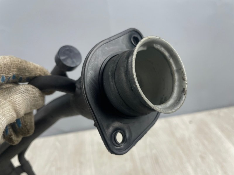 Горловина топливного бака, 2500 рублей, Москва