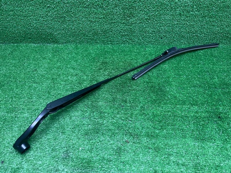 Поводок стеклоочистителя передний, 2000 рублей, Москва