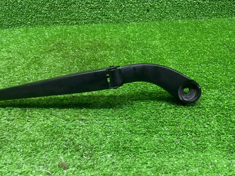 Поводок стеклоочистителя передний, 2000 рублей, Москва