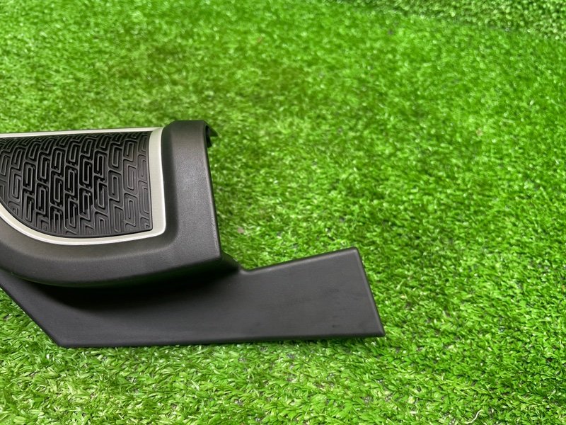 Крышка зеркала, 1000 рублей, Москва