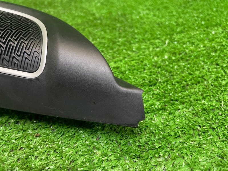 Крышка зеркала, 1000 рублей, Москва