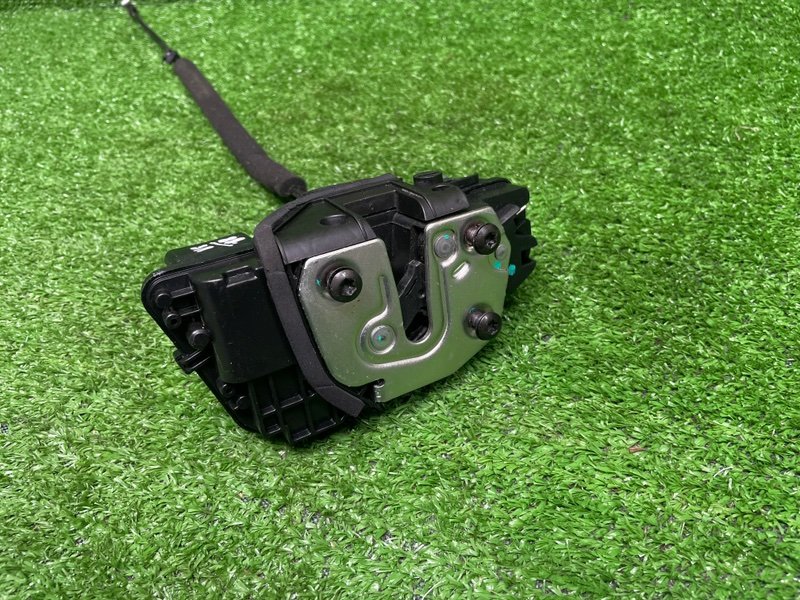 Замок двери задней левой, 2000 рублей, Москва