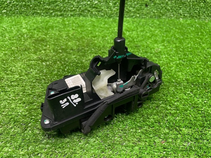 Замок двери задней левой, 2000 рублей, Москва