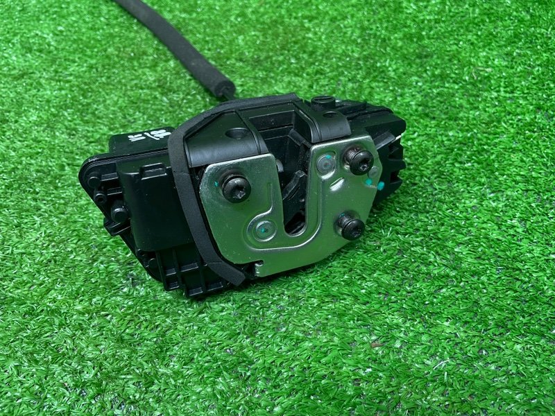 Замок двери задней левой, 2000 рублей, Москва