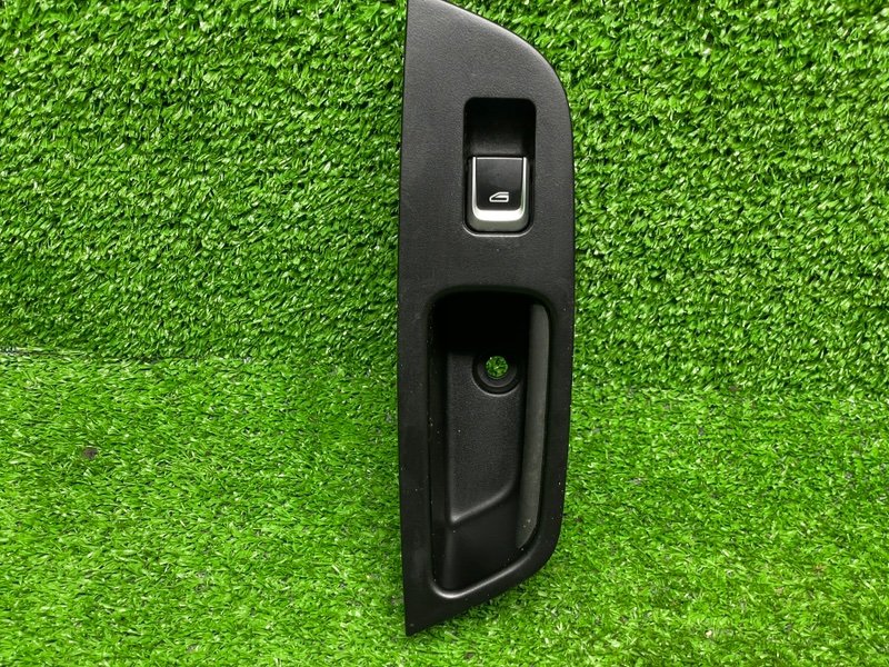 Кнопка стеклоподъемника, 1000 рублей, Москва