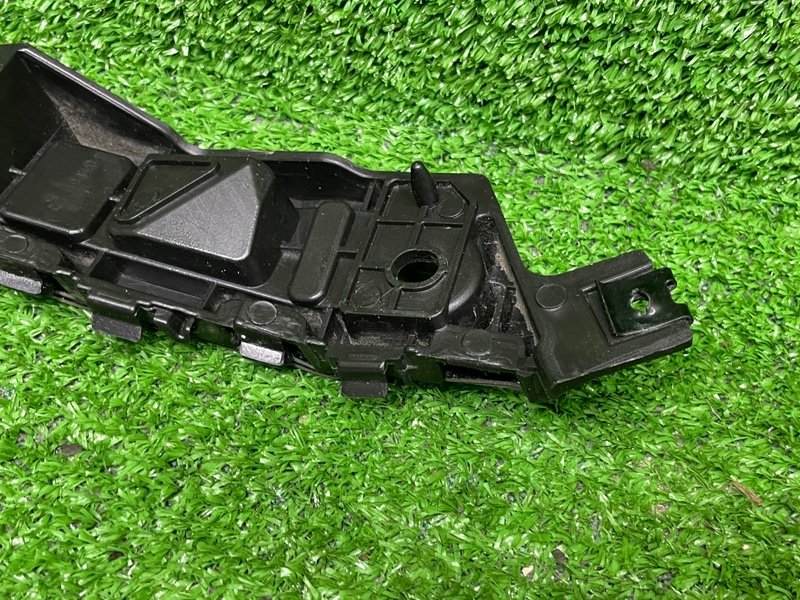 Кронштейн переднего бампера, 1000 рублей, Москва